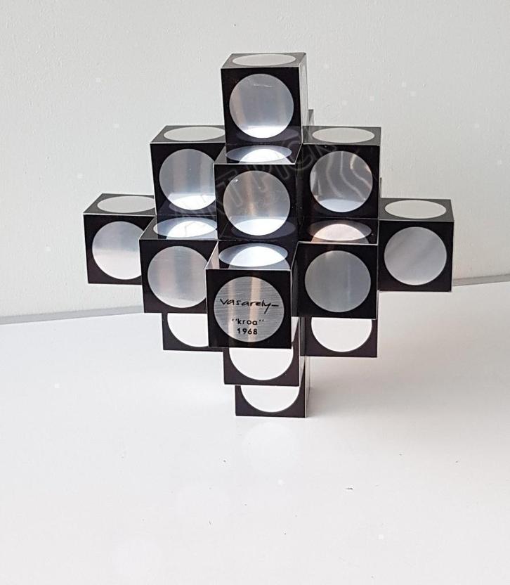 VASARELY Kroa Arg 1968 sculptuur hout aluminium gesigneerd, Antiek en Kunst, Kunst | Beelden en Houtsnijwerken, Ophalen