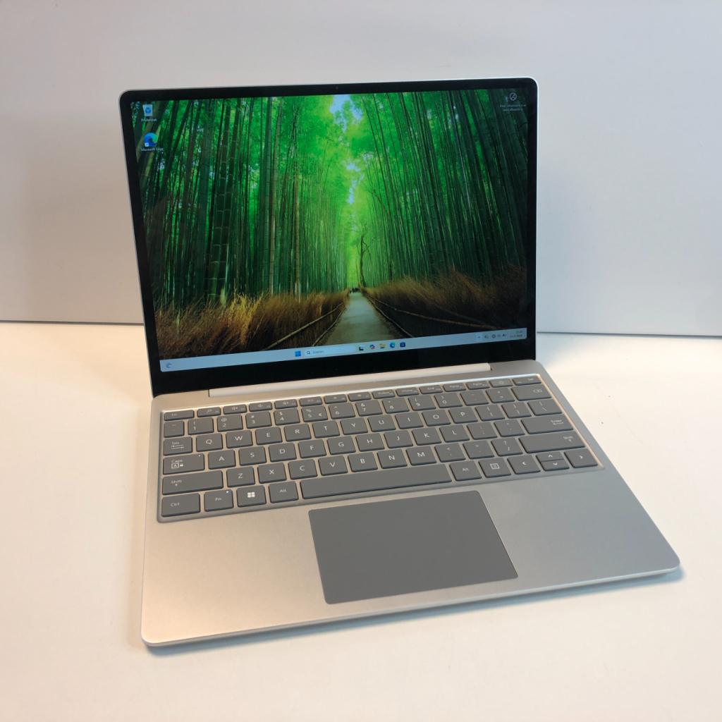Microsoft Surface Laptop Go 2 | i5 | 128GB | 8GB, Microsoft, Zo goed als nieuw, Support@microsoft.com, Microsoft Corporation
One Microsoft Way
Redmond, WA 98052-6399
USA