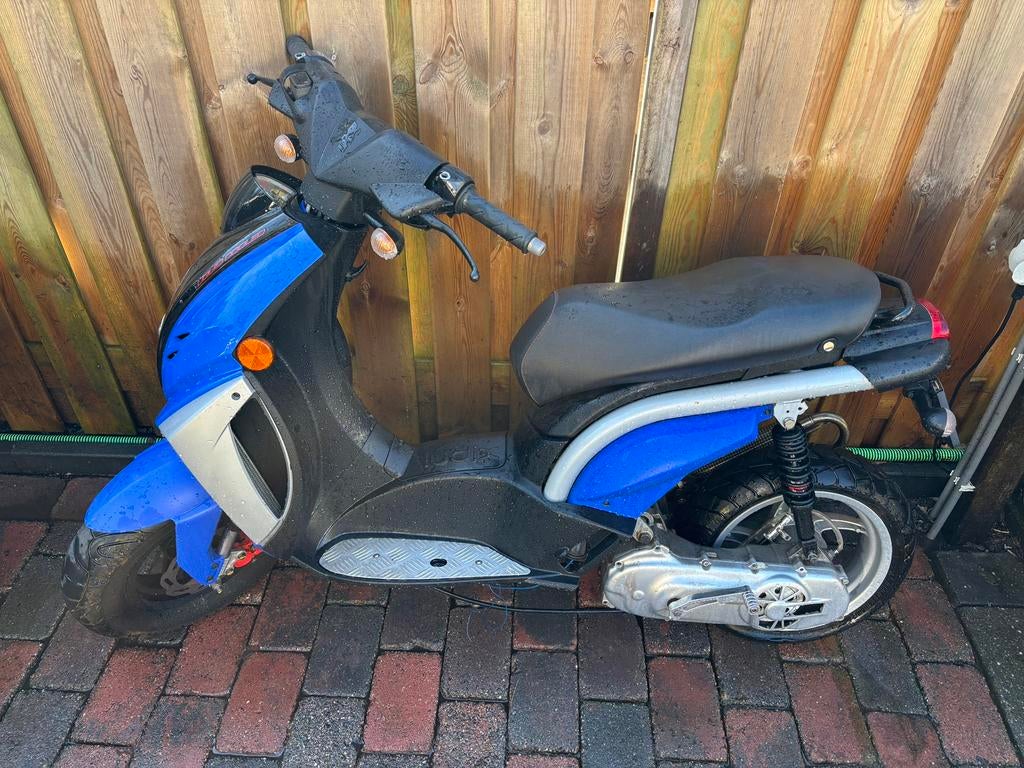 Peugeot Ludix Blaster LC in onderdelen, Tweetakt, Gebruikt, Maximaal 45 km/u, Ophalen of Verzenden