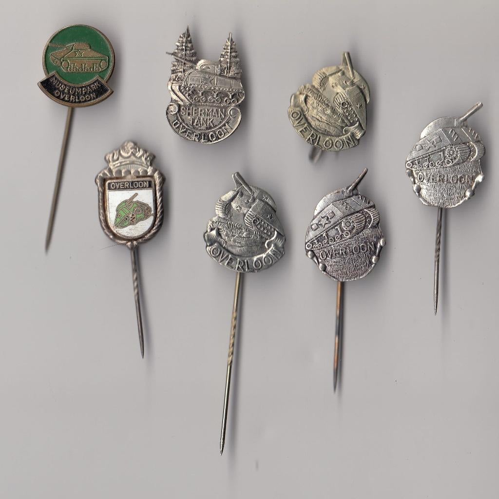 Oorlogsmuseum Overloon Sherman Tank speldjes, Gebruikt, Niet vindbaar, Niet vindbaar, Speldje of Pin