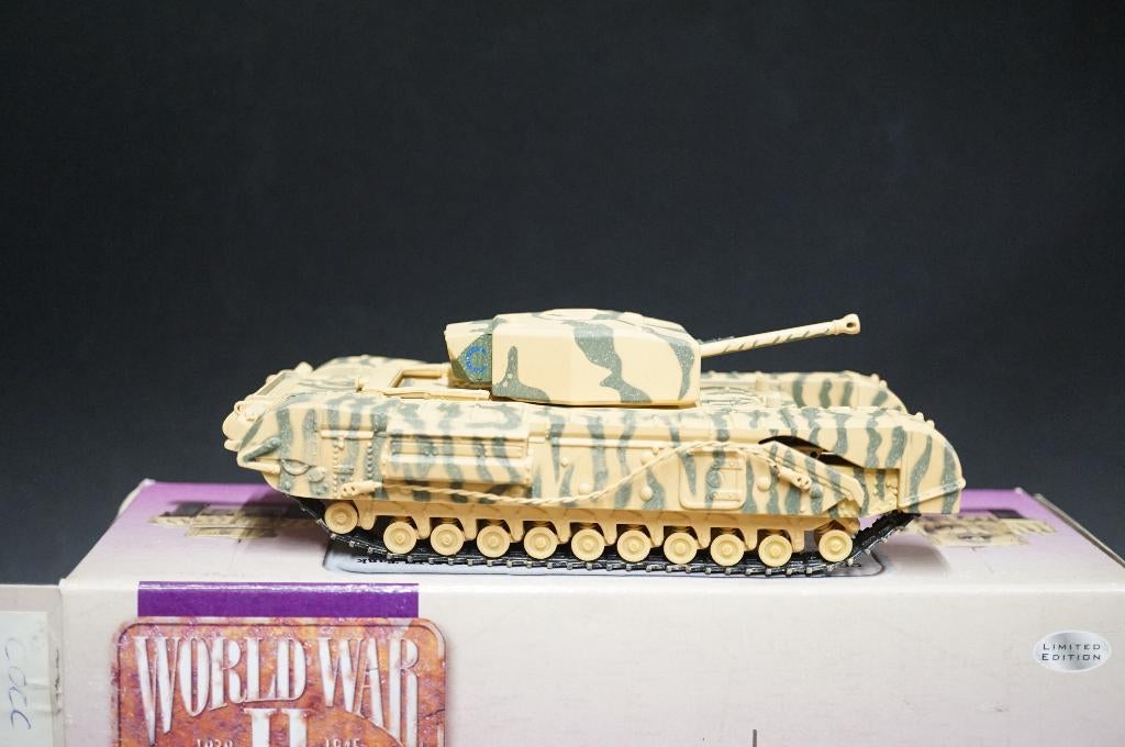 Corgi Churchill tank - Tunisia 1943 - 1/50 - TOP, Hobby en Vrije tijd, Modelauto's | 1:50, Ophalen of Verzenden, Zo goed als nieuw