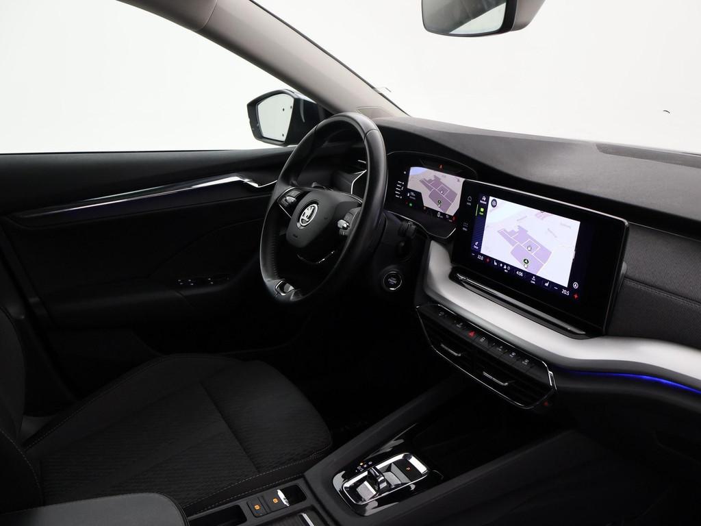 Skoda Octavia Combi 1.5 e-TSI AUT. + 18 INCH | ADAPTIVE CRUI, Auto's, Stof, Euro 6, 4 cilinders, 150 pk