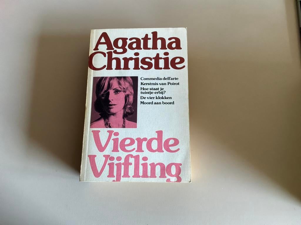 Agatha Christie - Vierde Vijfling (Verhalenbundel), Ophalen of Verzenden, Gelezen