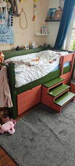 Steigerhouten bed met opbergbakken en trapje, Ophalen