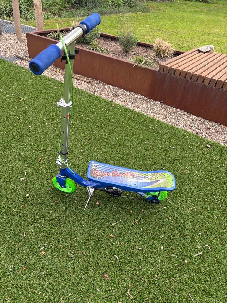 Space scooter junior, Fietsen en Brommers, Ophalen, Gebruikt, Overige typen
