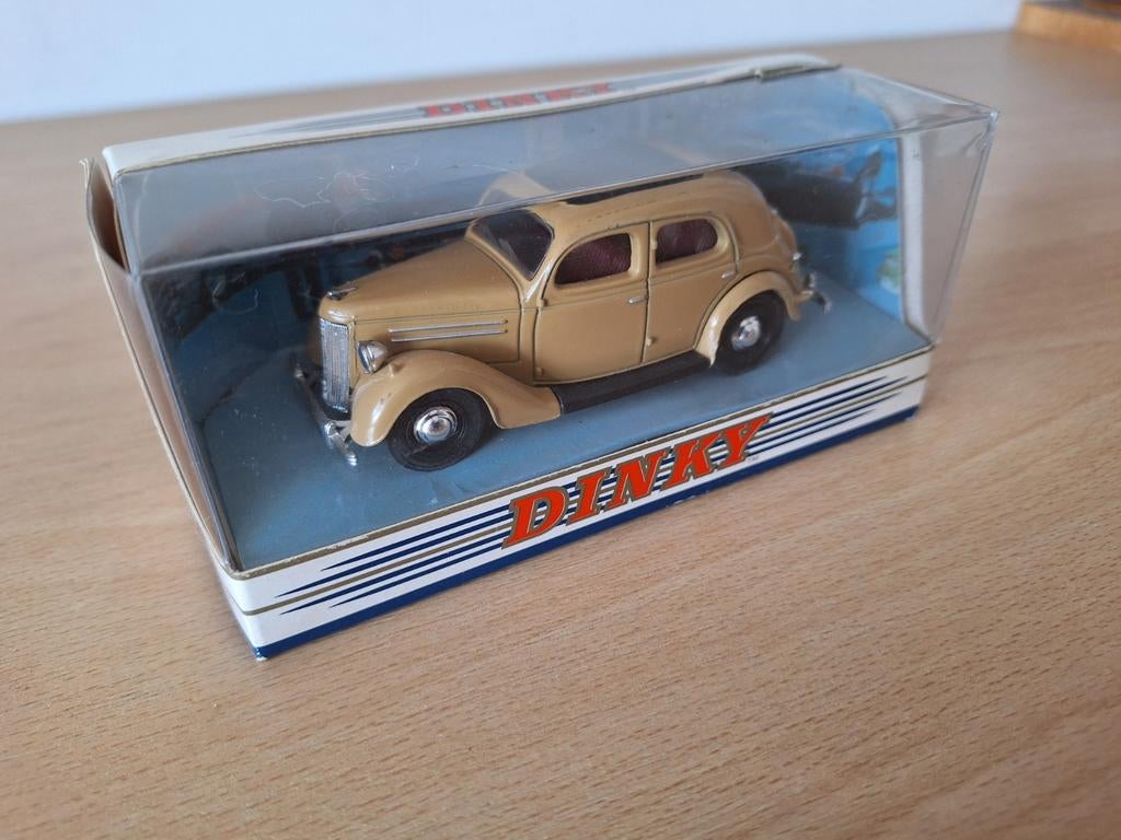 Dinky Toys Ford Sedan 1936 - Zo goed als nieuw, Ophalen of Verzenden