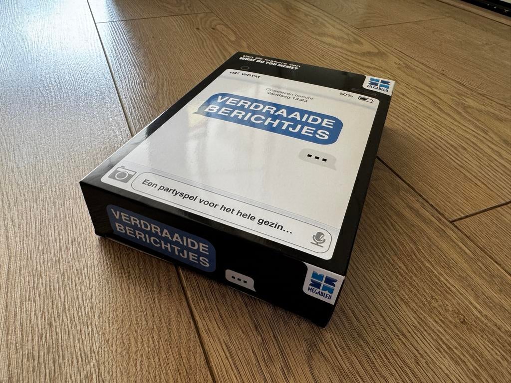 Verdraaide Berichtjes - Partygame voor het hele gezin, Drie of vier spelers, Ophalen of Verzenden, Zo goed als nieuw