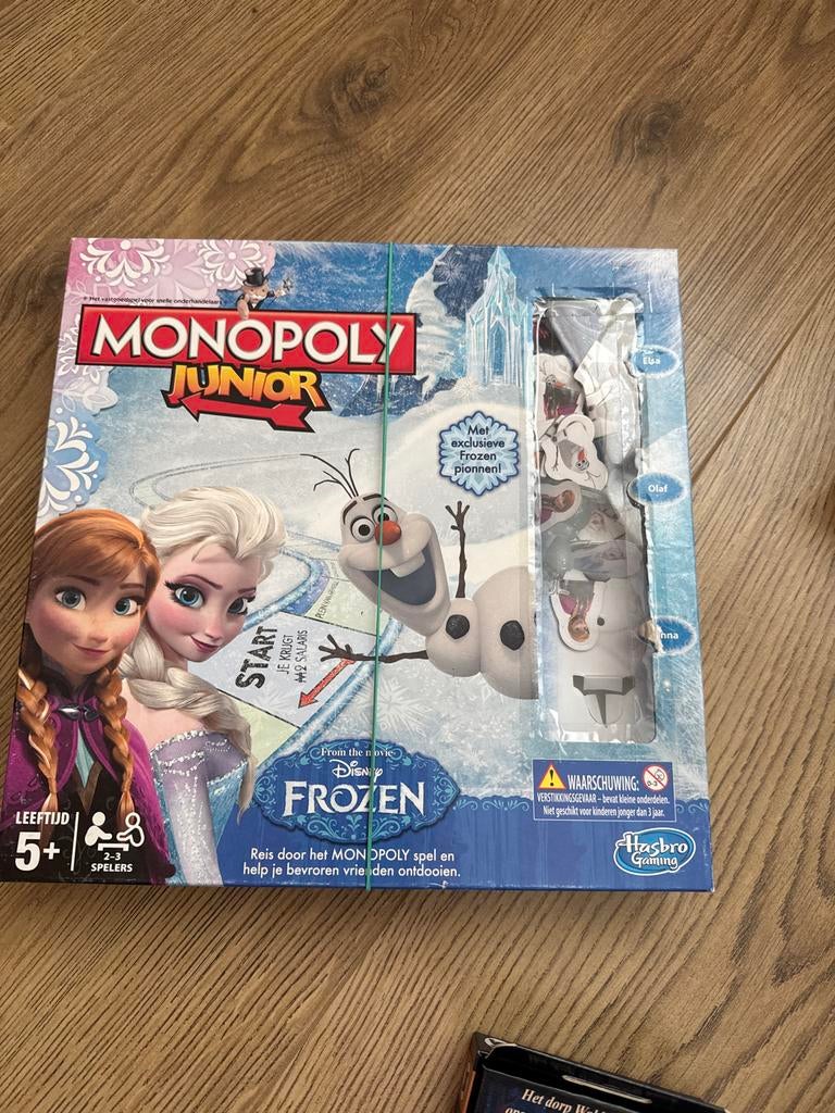 Monopoly Junior Frozen - Gebruikt, Hobby en Vrije tijd, Gezelschapsspellen | Bordspellen, Drie of vier spelers, Ophalen of Verzenden