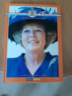 25 jaar Beatrix - De Koningin in woord en beeld, Ophalen of Verzenden, Zo goed als nieuw, Nederland, Tijdschrift of Boek