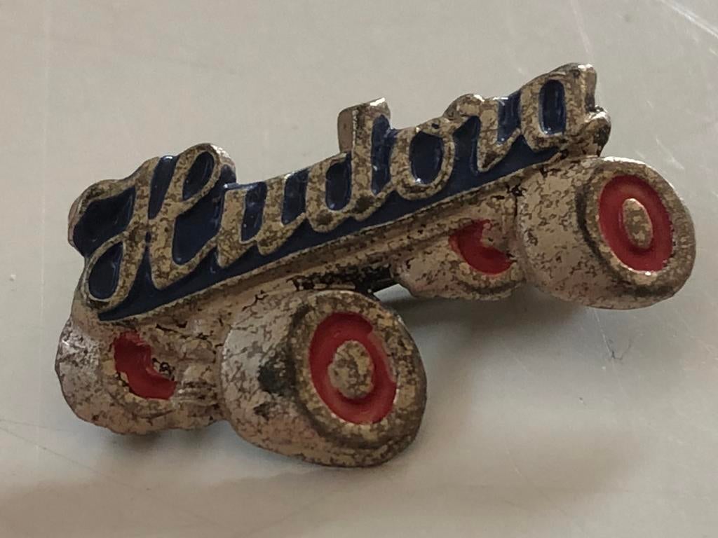 Button / broche / speldje van Hudora (rolschaats), Ophalen of Verzenden, Gebruikt, Merk