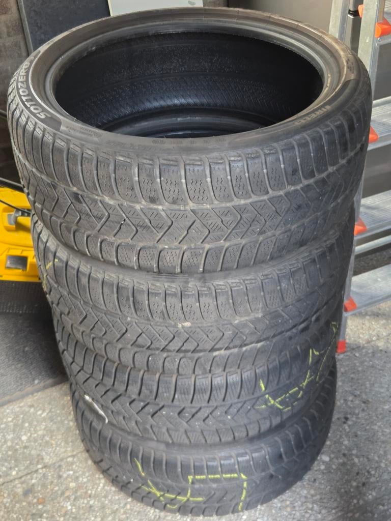 Set Pirelli Sottozero 3 winterbanden 225/40/R18, Ophalen