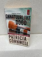 Patricia Cornwell - Onnatuurlijke dood, Ophalen of Verzenden, Nederland, Patricia Cornwell, Gelezen