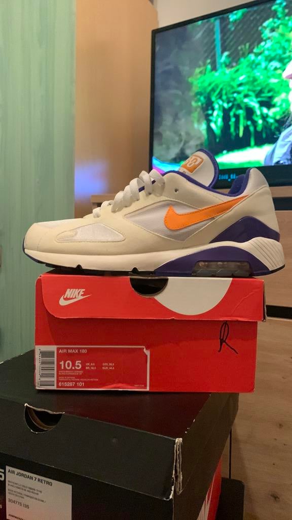 NIKE AIR MAX 180 OG-‘BRIGHT CERAMIC”/2018/Size 44.5, Kleding | Heren, Schoenen, Overige kleuren, Verzenden, Sportschoenen, Zo goed als nieuw