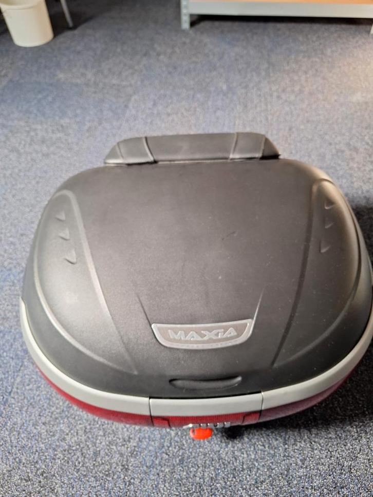 MAXIA topkoffer rood/zwart, Motoren, Accessoires | Koffers en Tassen, Ophalen of Verzenden