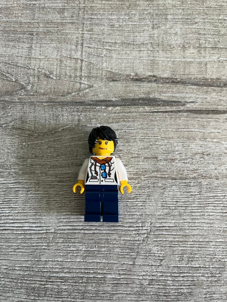 Lego minifigure cty0814 city jungle female scientist, Kinderen en Baby's, Speelgoed | Duplo en Lego, Ophalen of Verzenden, Zo goed als nieuw