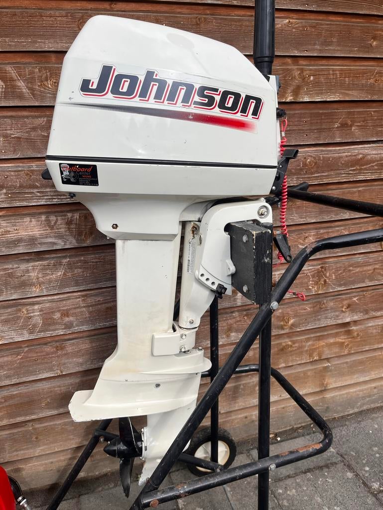 Johnson 2takt buitenboordmotor 8 PK (2004), Watersport en Boten, Ophalen, Gebruikt, 5 tot 10 pk, Buitenboordmotor