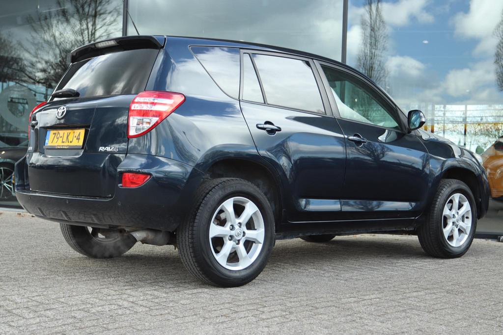 TOYOTA RAV4 2.0 VVTi DYNAMIC 2WD | NAVI | CLIMATE | CRUISE |, Voorwielaandrijving, Stof, Gebruikt, 4 cilinders