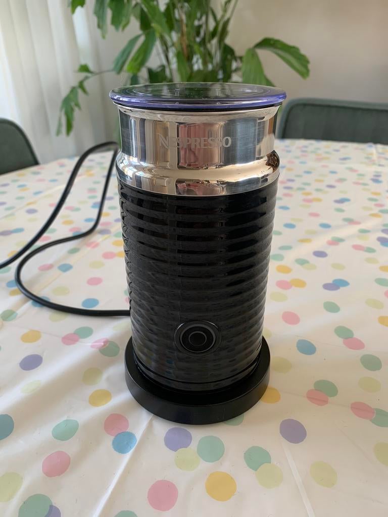 Nespresso Aeroccino 3 melkopschuimer melk koffie, Witgoed en Apparatuur, Melkopschuimers, Ophalen of Verzenden, Zo goed als nieuw