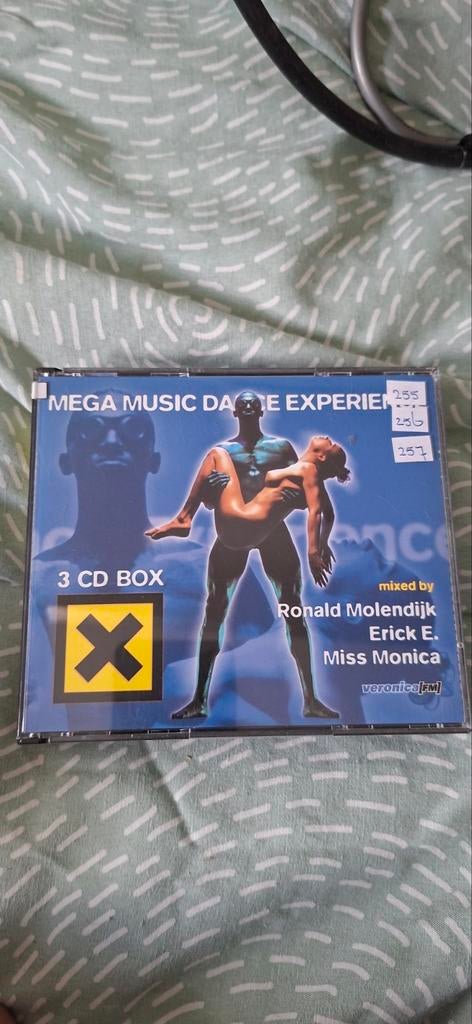 Mega Music Dance Experience - 3 CD Boxset, Cd's en Dvd's, Cd's | Dance en House, Gebruikt, Dance Populair, Boxset, Ophalen of Verzenden