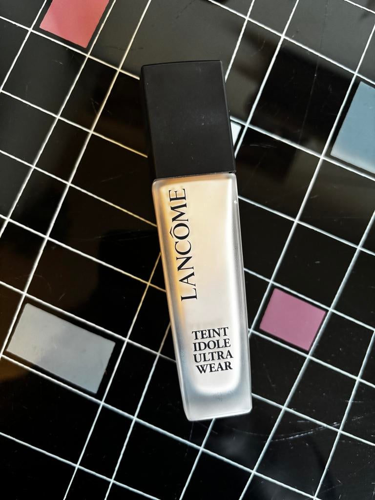 Lancôme Teint Idole Ultra Wear Foundation 110C, Beige, Zo goed als nieuw, Make-up, Verzenden