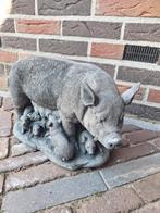Betonbeeld Varken met Jongen, Tuin en Terras, Ophalen, Nieuw, Beton, Dierenbeeld