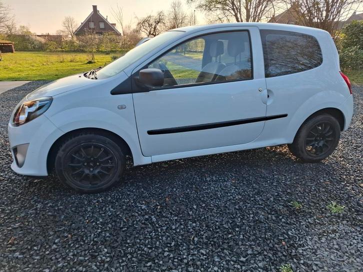 Renault Twingo 1.2 16V 2010 Wit, Auto's, Renault, Particulier, Twingo, Airbags, Airconditioning, Centrale vergrendeling, Elektrische ramen