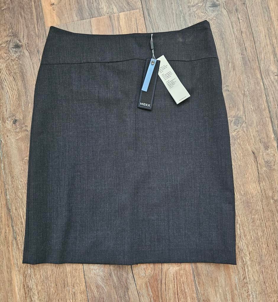 Nieuw van Mexx een prachtig antracietgrijs rokje mt 36, Kleding | Dames, Rokken, Ophalen of Verzenden, Nieuw, Maat 36 (S), Grijs