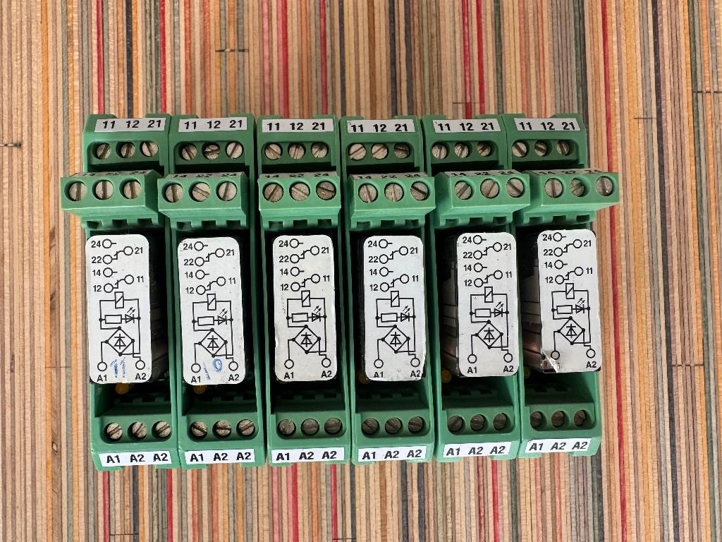 6x Phoenix Contact - Relais - 24V - 2940391 - EMG 17-REL/KSR, Hobby en Vrije tijd, Elektronica-componenten, Ophalen of Verzenden
