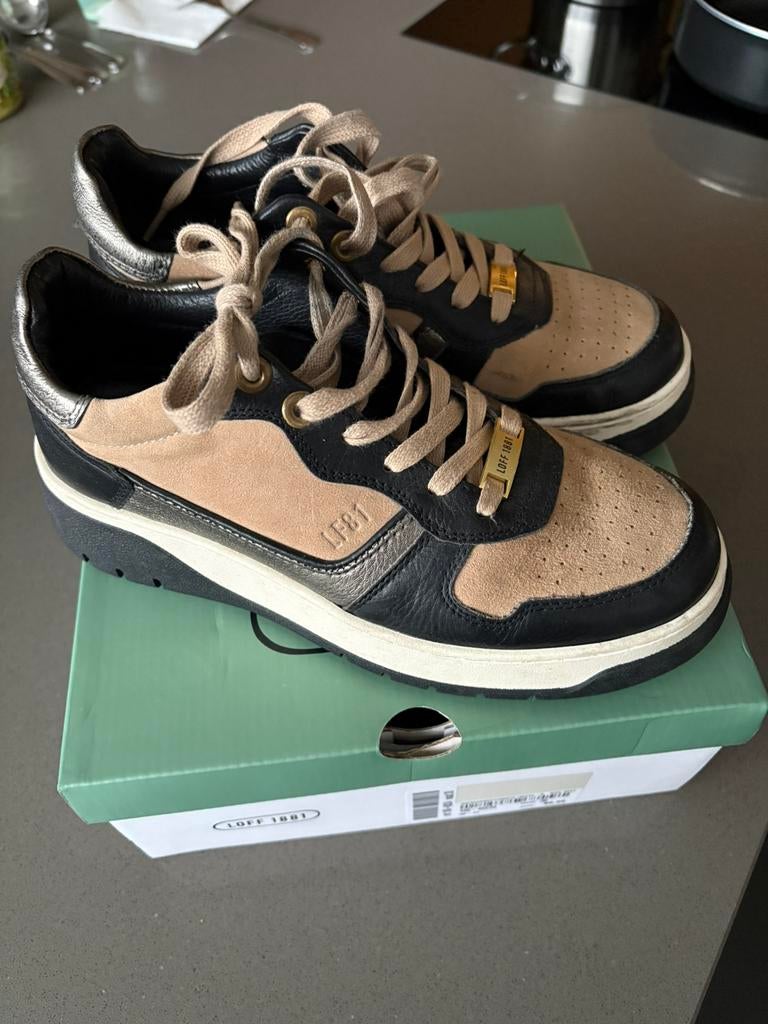 Loff 1881 Sneakers dames in maat 38., Kleding | Dames, Schoenen, Ophalen of Verzenden, Zo goed als nieuw, Beige, Sneakers of Gympen