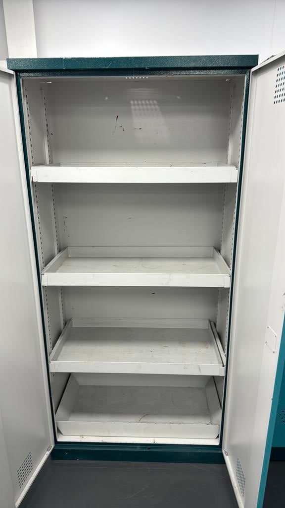 Chemiakast, veiligheidskast, Ophalen, Zo goed als nieuw, Minder dan 60 cm, 160 cm of meer