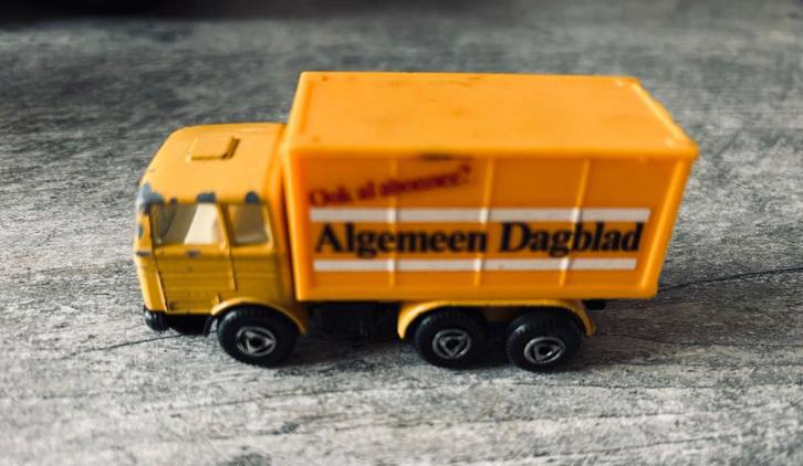 Efsi Mercedes Algemeen Dagblad vrachtwagen 1:90, Ophalen, Gebruikt, Bus of Vrachtwagen