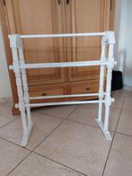 Charmant brocant handdoekenrek, Ophalen, Gebruikt, Wit, Handdoekenrek