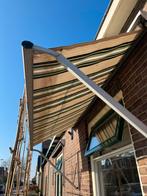 Twee zonneschermen gestreept, Tuin en Terras, Minder dan 150 cm, Ophalen, Zo goed als nieuw, Knikarmscherm