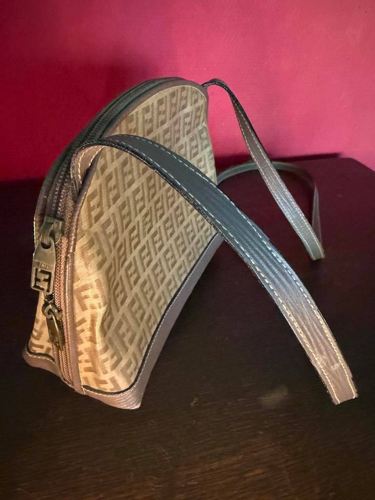 Fendi Vintage hand tas - origineel, Sieraden, Tassen en Uiterlijk, Tassen | Damestassen, Ophalen of Verzenden, Gebruikt, Handtas