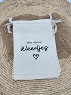 Opbergzakje voor luiertas - 'Mijn reserve kleertjes', Ophalen of Verzenden, Nieuw