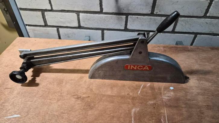 Inca onderdelen, Doe-het-zelf en Verbouw, Gereedschap | Zaagmachines, 1200 watt of meer, 70 mm of meer, Ophalen