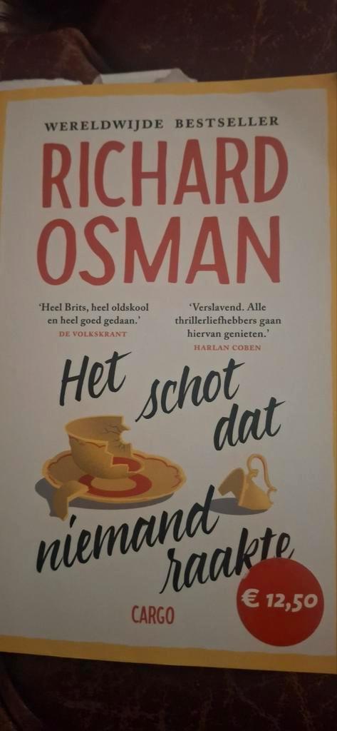 Het schot dat niemand raakte - Richard Osman, Boeken, Thrillers, Gelezen, Nederland, Ophalen of Verzenden