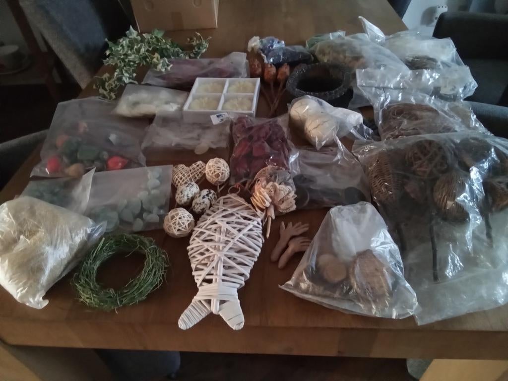 Doos decoratiemateriaal, Huis en Inrichting, Ophalen, Nieuw