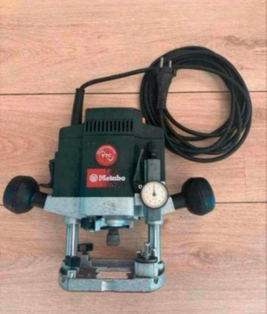 Bovenfrees Metabo OfE1229, Ophalen of Verzenden, Zo goed als nieuw, Elektrisch, Bovenfrees