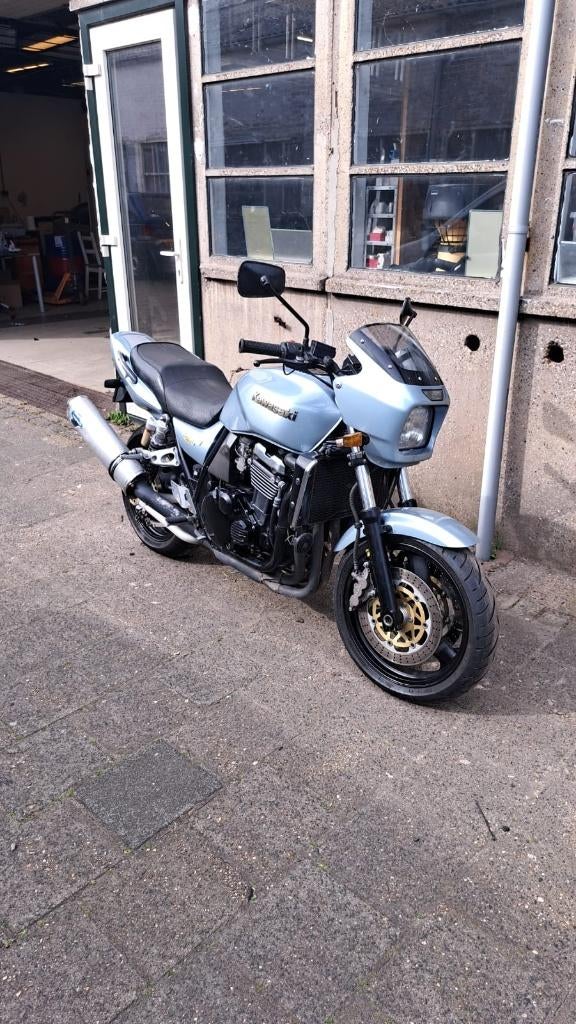 Kawasaki ZRX 1100, Ophalen, Gebruikt