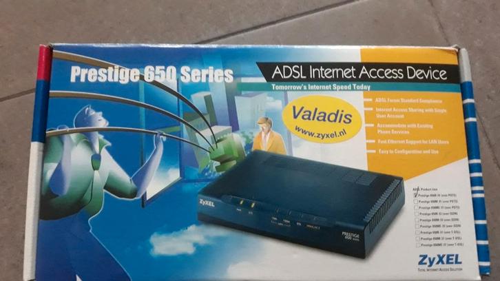 Zyxel Prestige 650-R-31 ADSL-desktoprouter!, Computers en Software, Routers en Modems, Zo goed als nieuw, Router, Ophalen of Verzenden