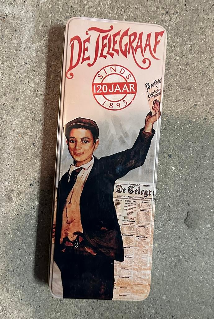 Blik van de krant de telegraaf, Verzamelen, Ophalen, Nieuw, Gebruiksvoorwerp