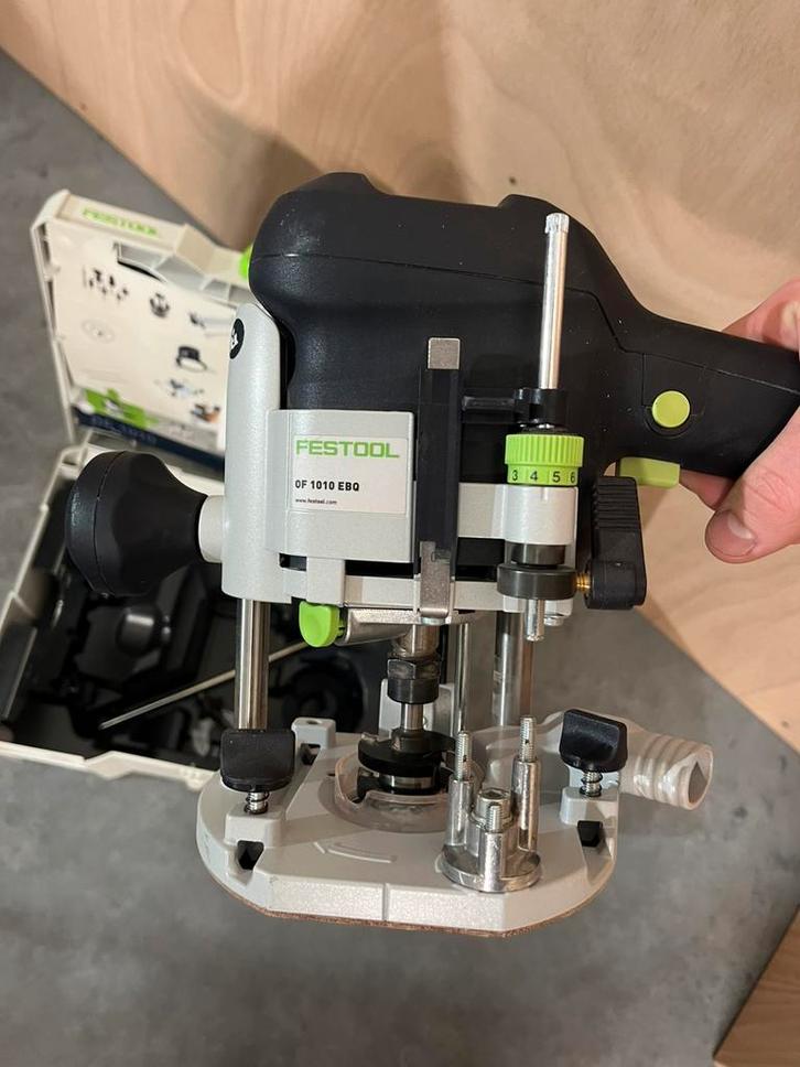 Festool Bovenfrees OF 1010 EBQ - Precisie en Kracht, Doe-het-zelf en Verbouw, Gereedschap | Freesmachines, Gebruikt, Elektrisch