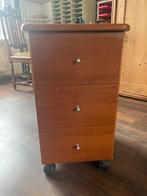 2x Nachtkastje kersenhout fineer met 3 lades op wielen, Ophalen, Gebruikt, Minder dan 45 cm, 55 tot 70 cm