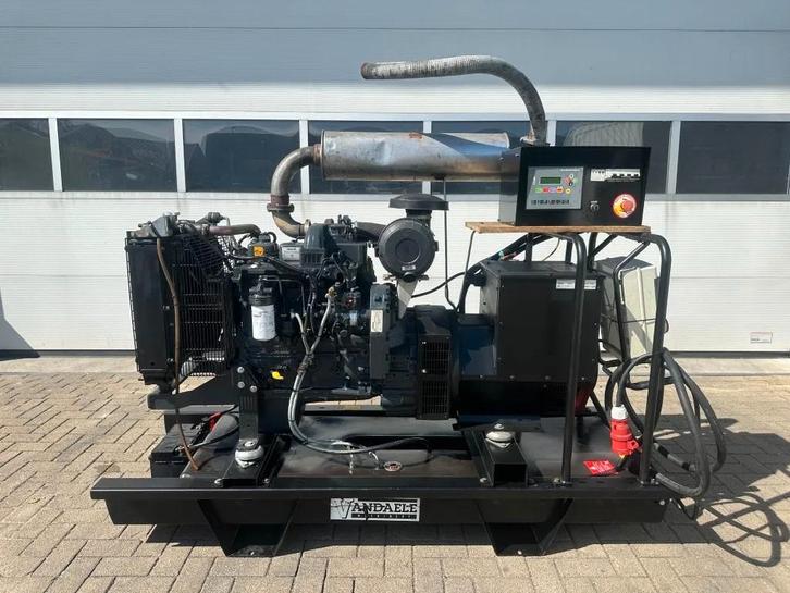 Iveco FPT NEF45 SM1A.A007 Himoinsa Stamford 66 kVA generator, Zakelijke goederen, Machines en Bouw | Aggregaten, Ophalen of Verzenden