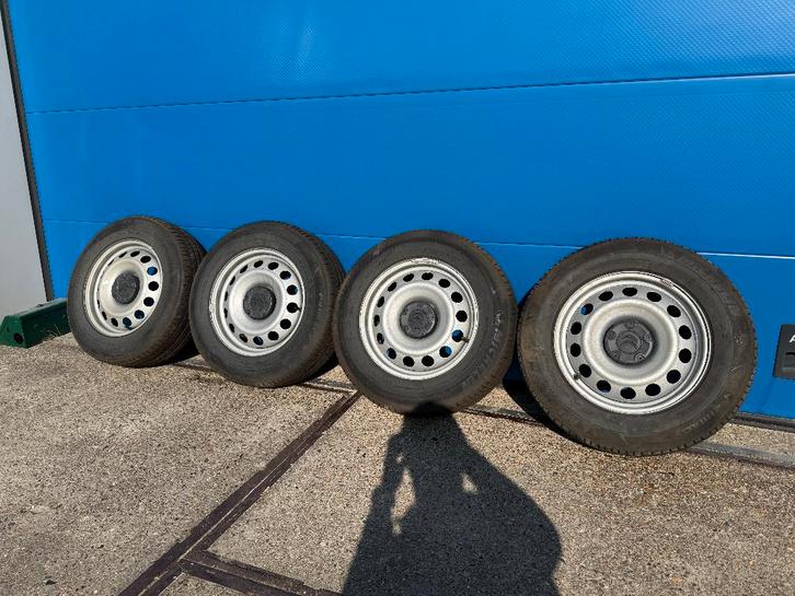 Standaard velgen Citroen E-Berlingo met goede zomerbanden, Auto-onderdelen, Banden en Velgen, Banden en Velgen, Zomerbanden, 16 inch