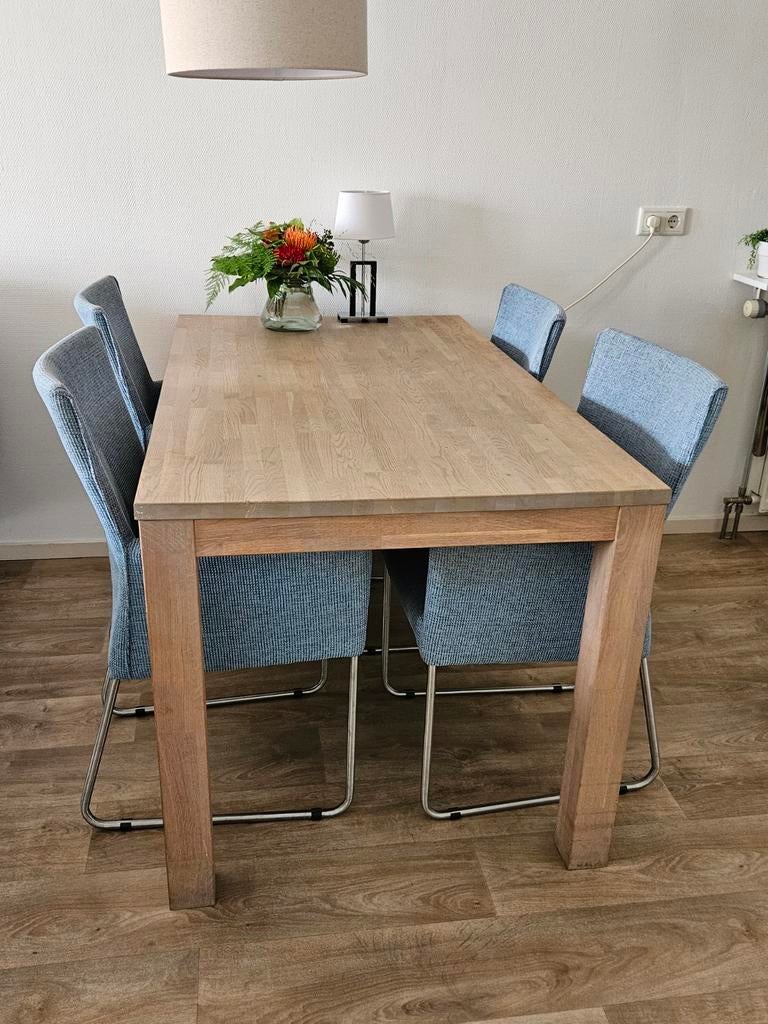 Eettafel met 4 stoelen - Houtkleurige tafel, Ophalen