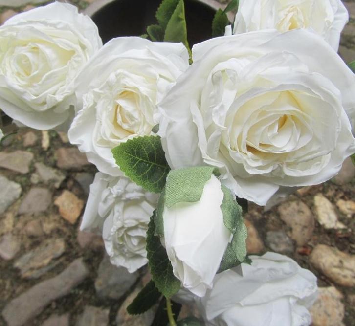 OPRUIMING - ROZEN - KUNST - WIT - VAN 2,50 NU 1,50, Huis en Inrichting, Woonaccessoires | Kunstplanten en Kunstbloemen, Nieuw