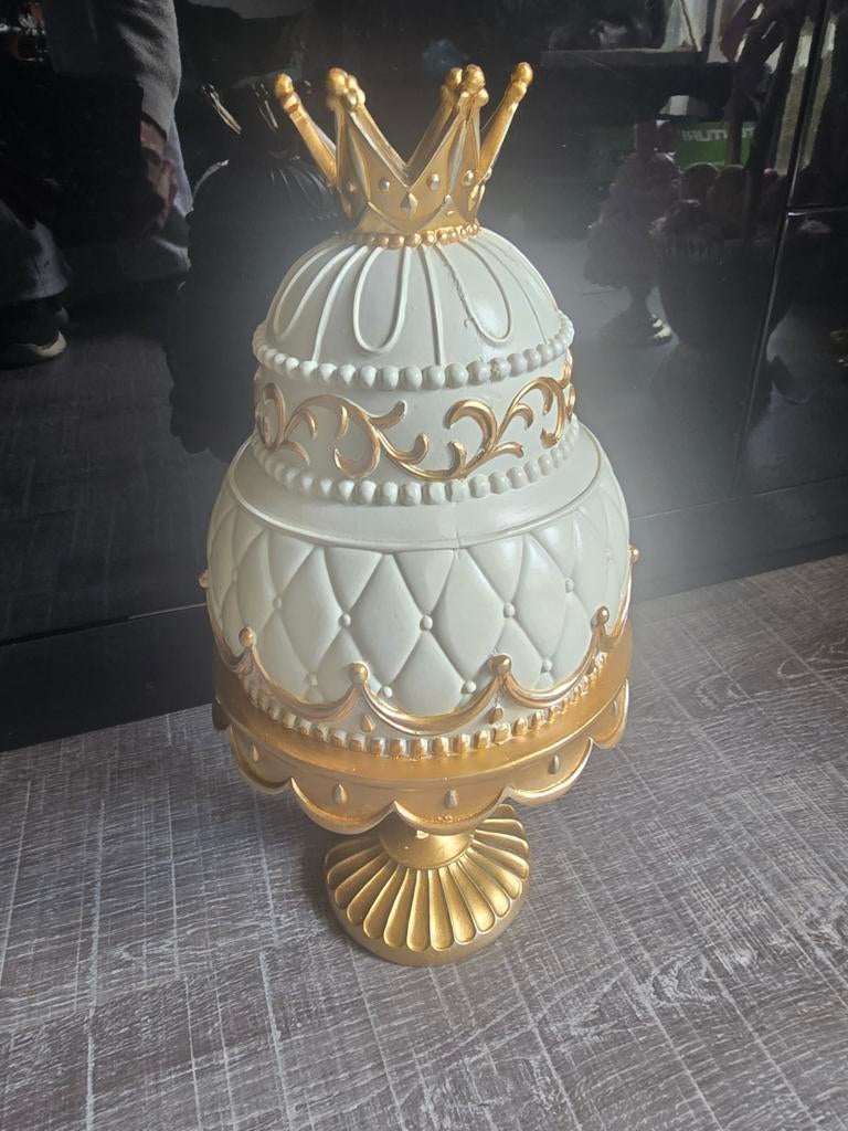 Decoratieve taart - Wit met goud, Kunststof, Ophalen of Verzenden, Wit, Klassiek