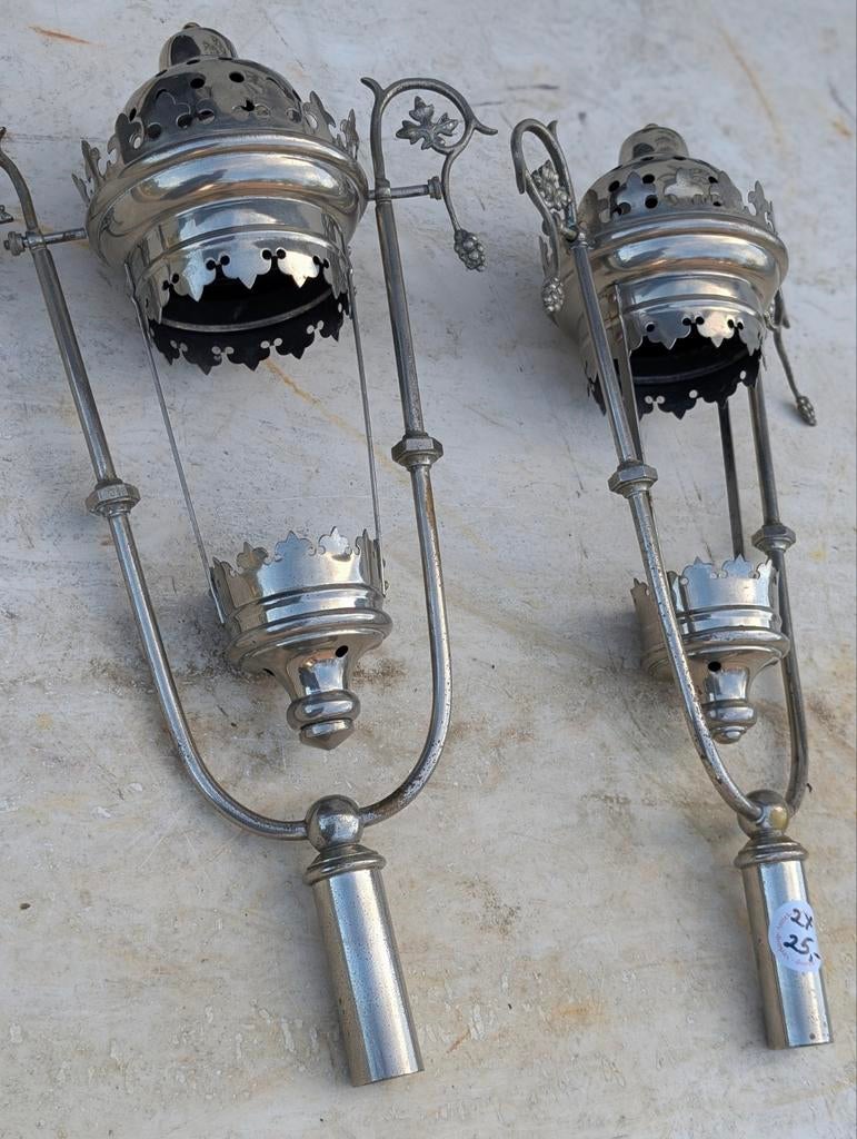 2 antieke processie lantaarns samen €25., Ophalen